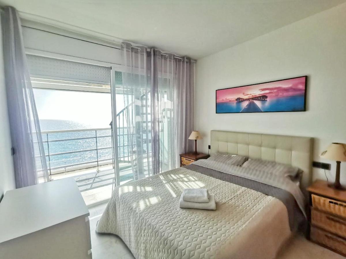 Seafront Apartment In Blanes Εξωτερικό φωτογραφία