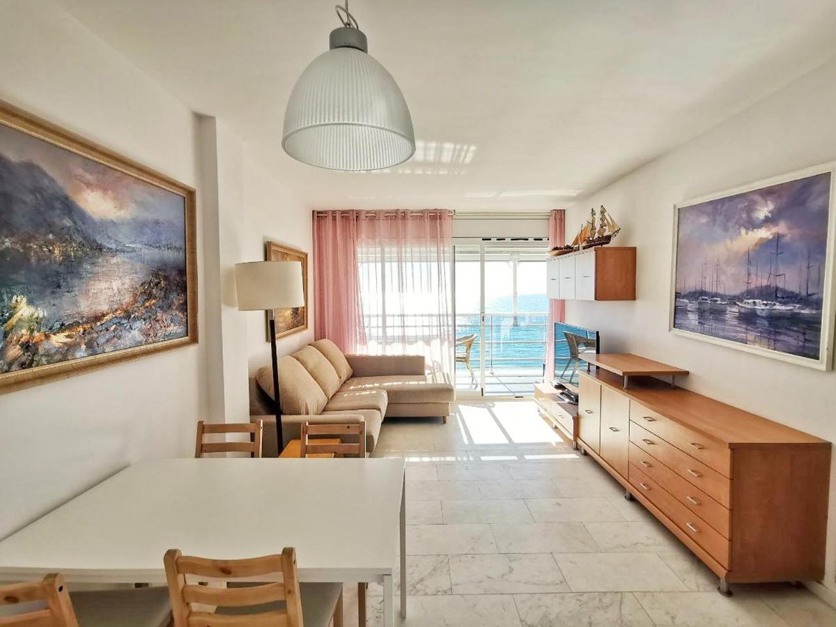 Seafront Apartment In Blanes Εξωτερικό φωτογραφία